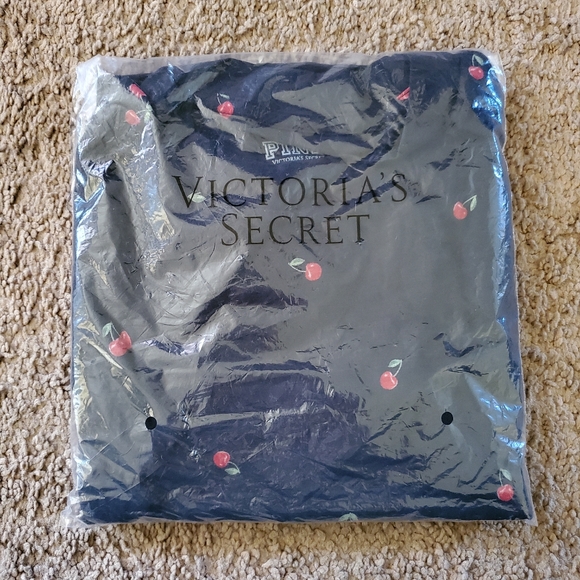 PINK Long Sleeve Cropped Tee - Picture 3 of 7